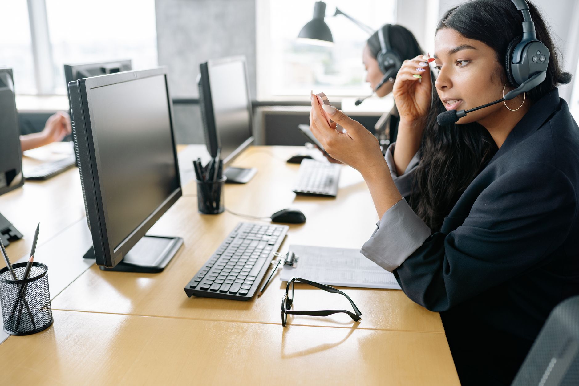 Gdy AI agenci zastępują klikanie. Jak polskie firmy automatyzują bez programistów